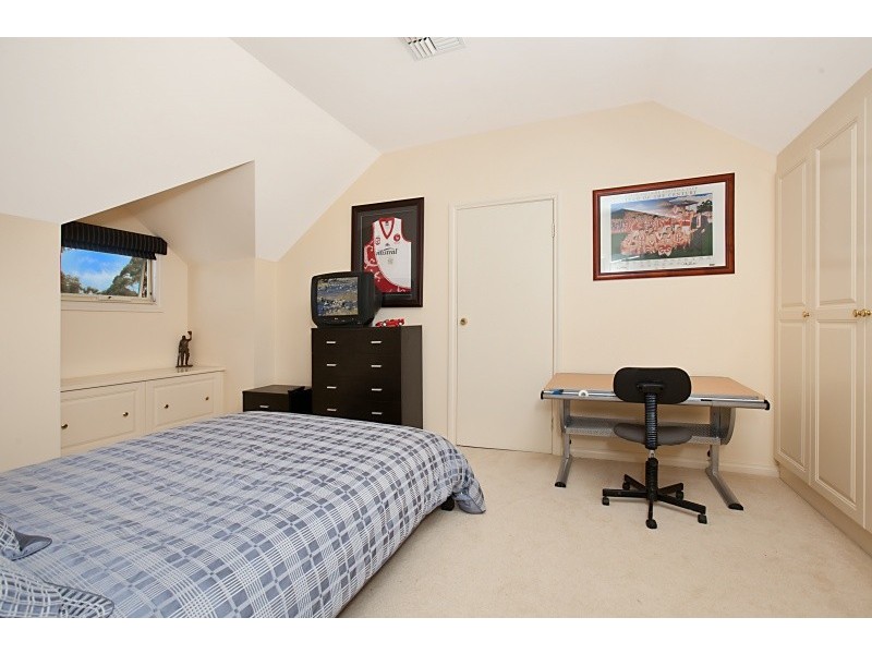 2 Silvereye Court, Tea Tree Gully SA 5091
