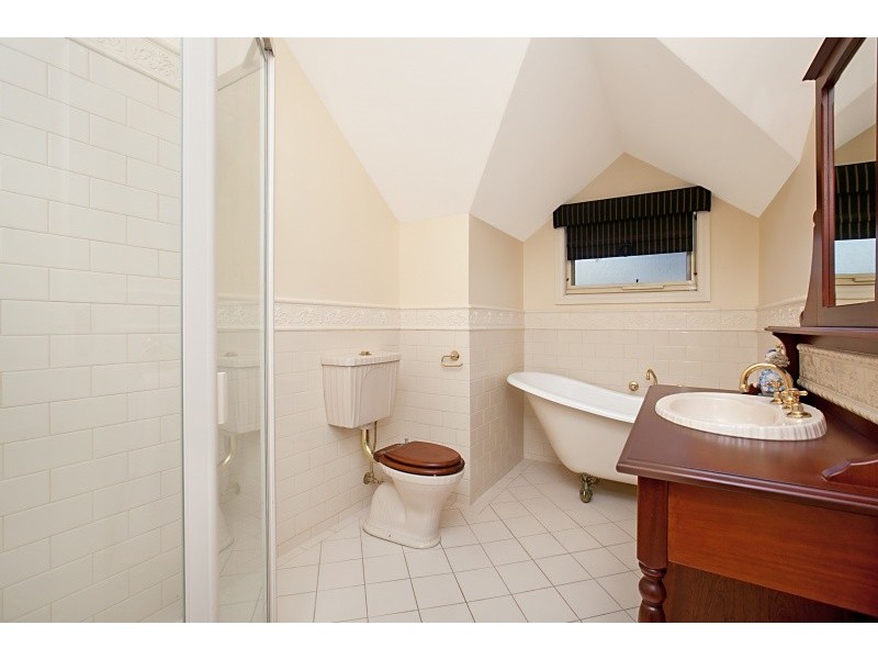 2 Silvereye Court, Tea Tree Gully SA 5091