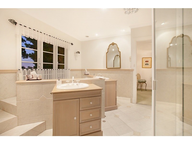 9 Penarth Avenue, Beaumont SA 5066