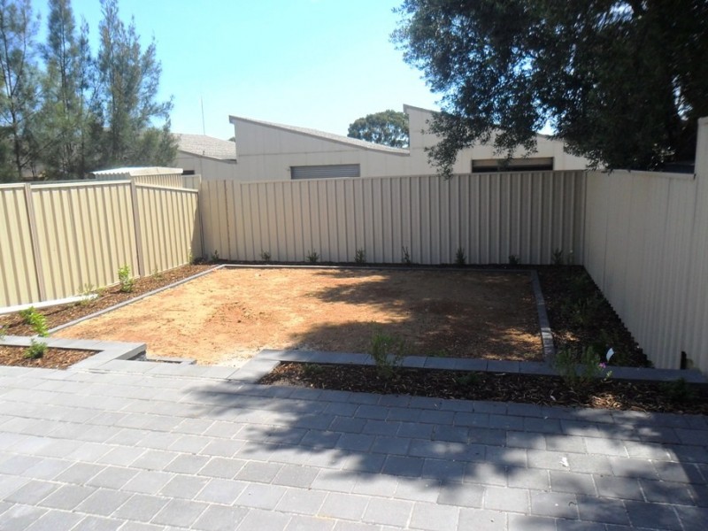 26 Leron Ave, Enfield SA 5085
