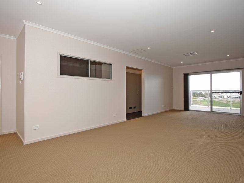 Apt 306, 26-28 Metro Parade, Mawson Lakes SA 5095