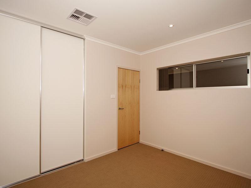 Apt 306, 26-28 Metro Parade, Mawson Lakes SA 5095