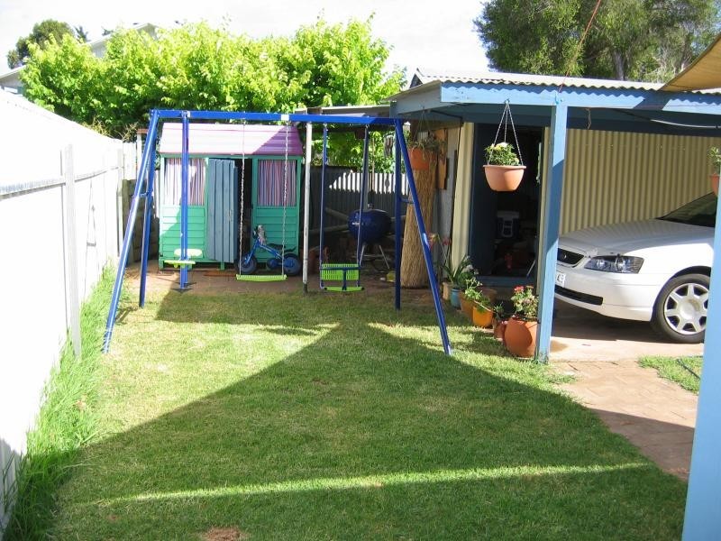 4a Burdekin Ave, Hillcrest SA 5086