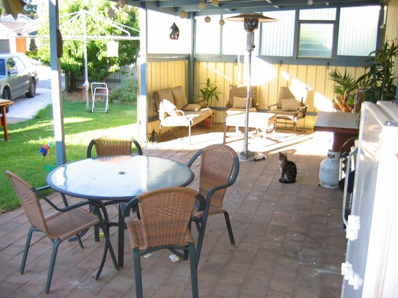 4a Burdekin Ave, Hillcrest SA 5086