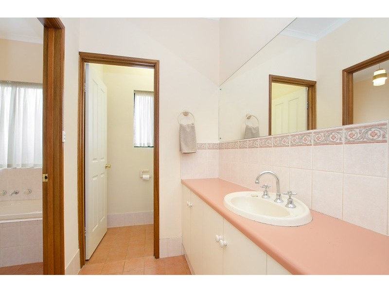 5 Chiswick Court, Oakden SA 5086