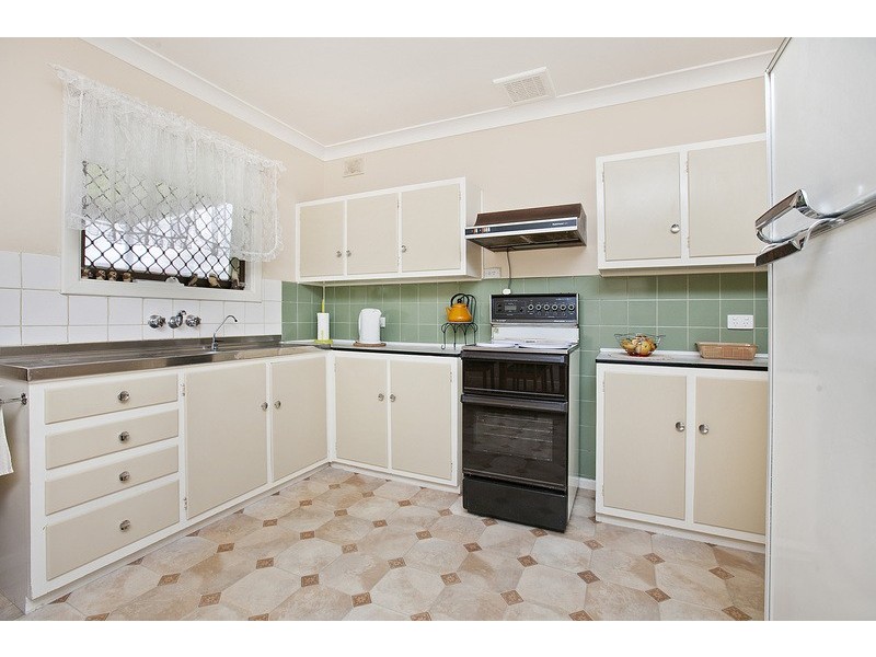 18 Coondoo Ave, Ingle Farm SA 5098