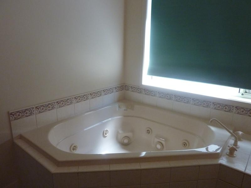 184 Fosters Rd, Oakden SA 5086