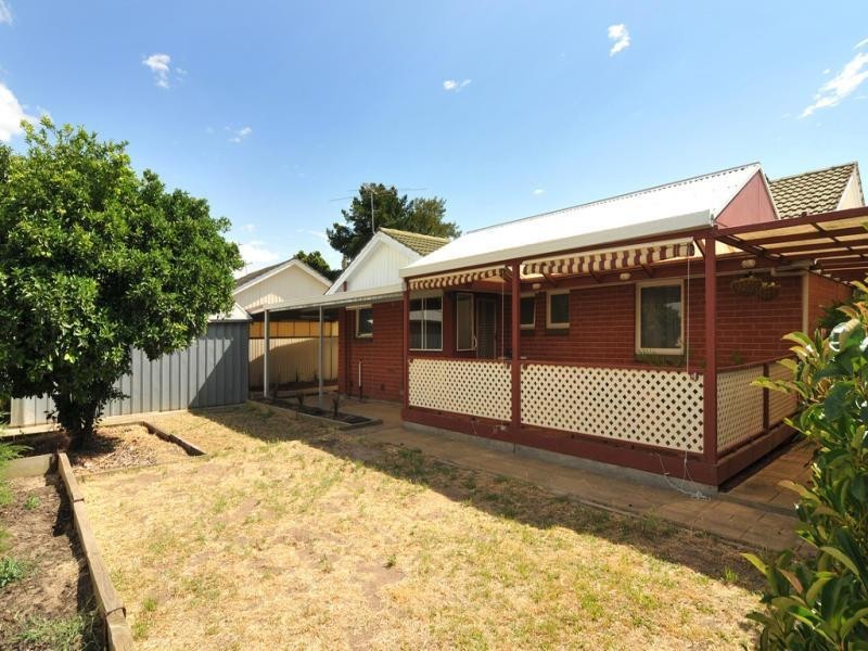 6 Mary Ave, Gilles Plains SA 5086