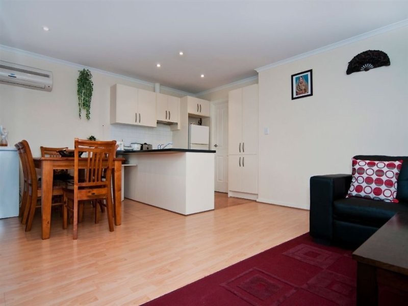 2/14 Chiselbury Road, Elizabeth Vale SA 5112