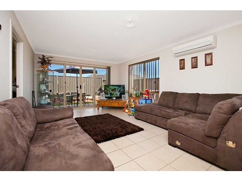 82 Lakeside Drive, Andrews Farm SA 5114