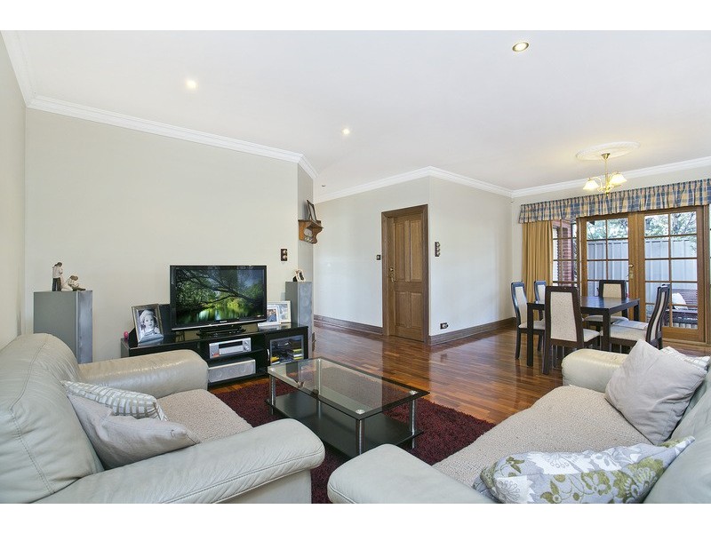 12 Springhill Ave, Oakden SA 5086