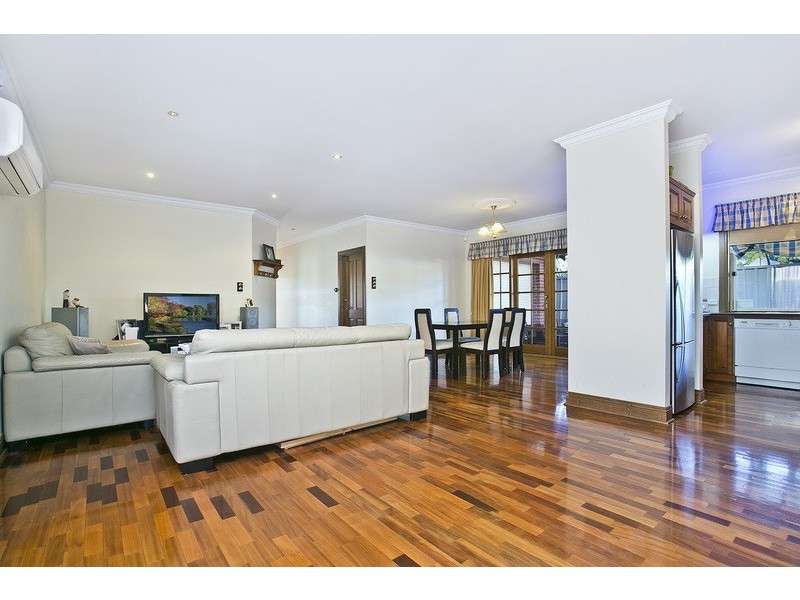 12 Springhill Ave, Oakden SA 5086