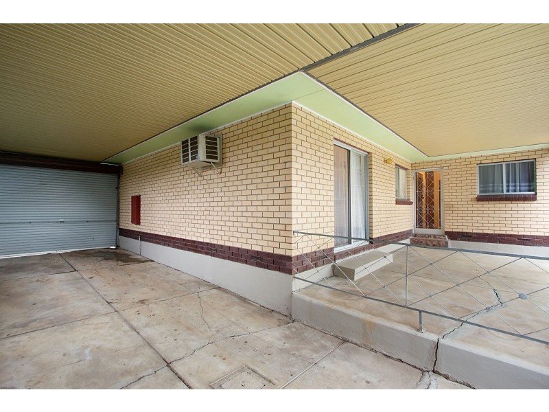 6 Carolan Crescent, Valley View SA 5093