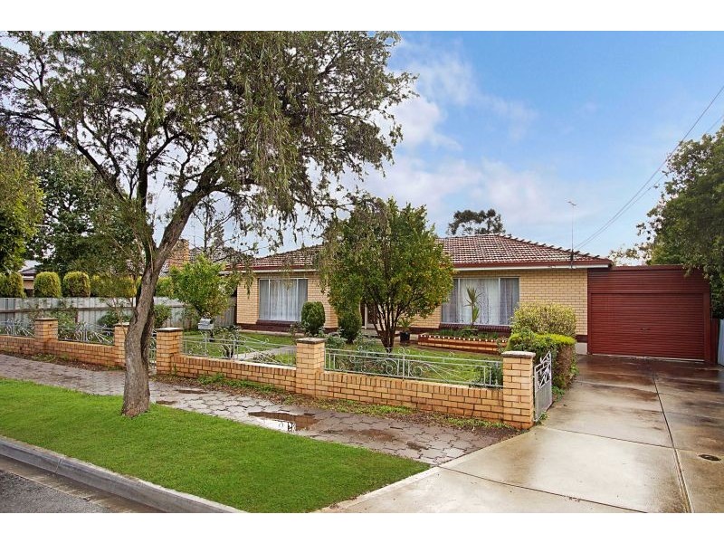 6 Carolan Crescent, Valley View SA 5093