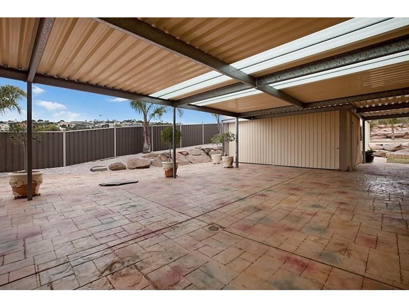 1 Bellevue Cct, Gulfview Heights SA 5096