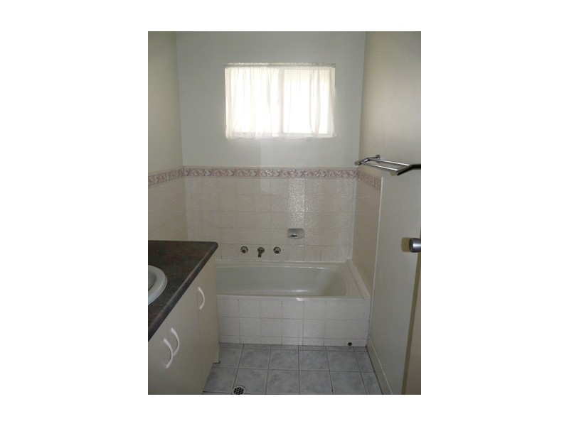 15 Hoover Road, Hope Valley SA 5090