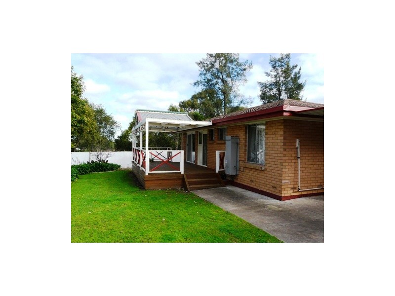 15 Hoover Road, Hope Valley SA 5090