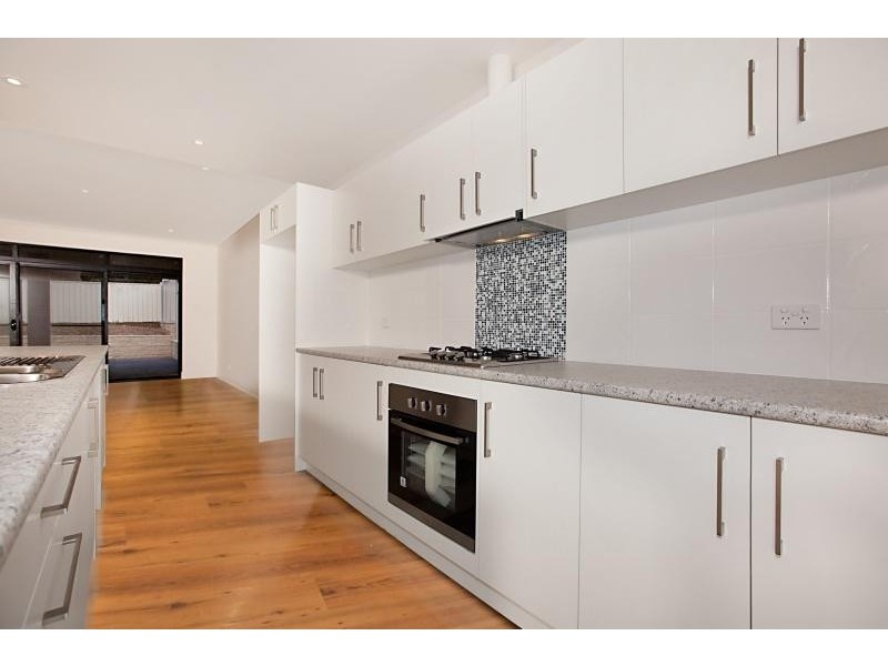 11a Edmund Rd, Highbury SA 5089