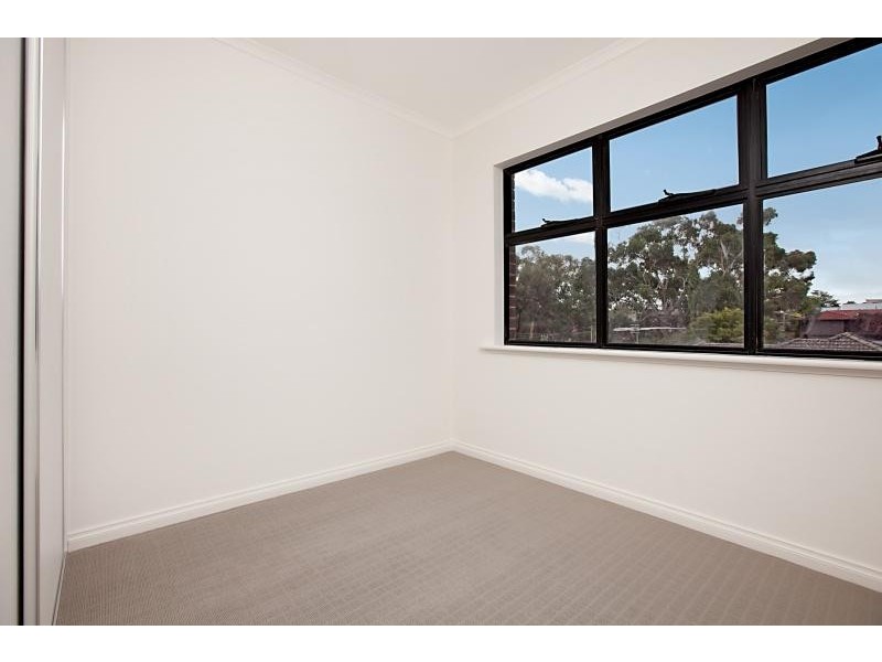 11a Edmund Rd, Highbury SA 5089