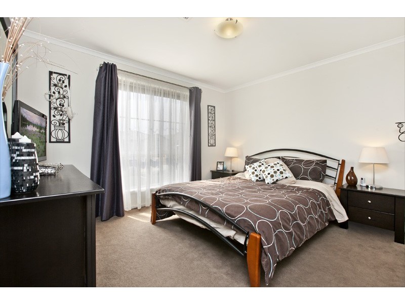 9 Cork Avenue, Andrews Farm SA 5114