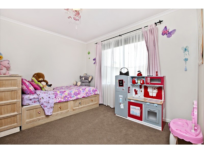 9 Cork Avenue, Andrews Farm SA 5114