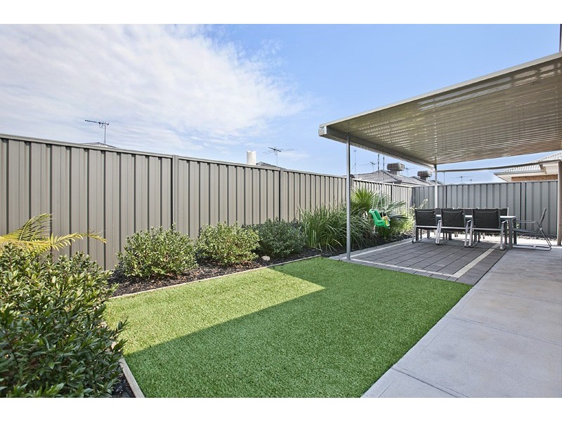 9 Cork Avenue, Andrews Farm SA 5114