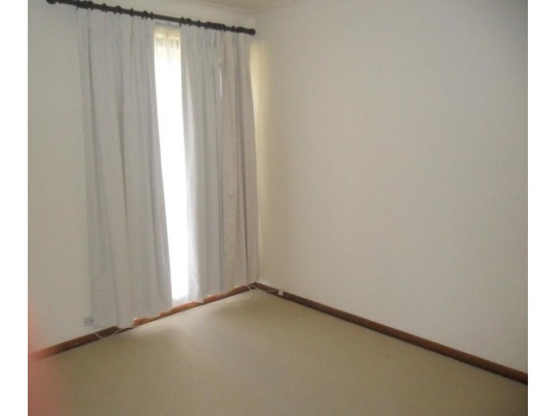 19 Padbury Road, Gilles Plains SA 5086