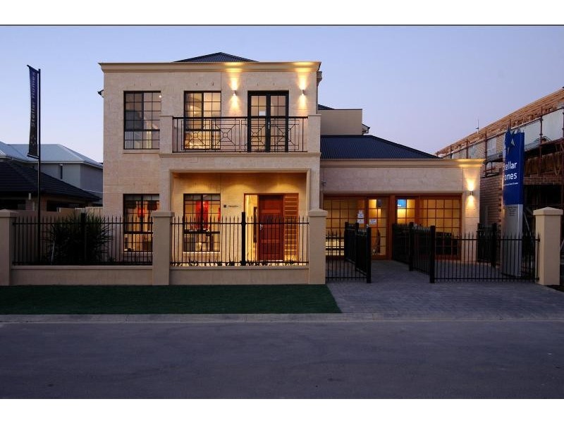 4 FOWLER ST, Mawson Lakes SA 5095