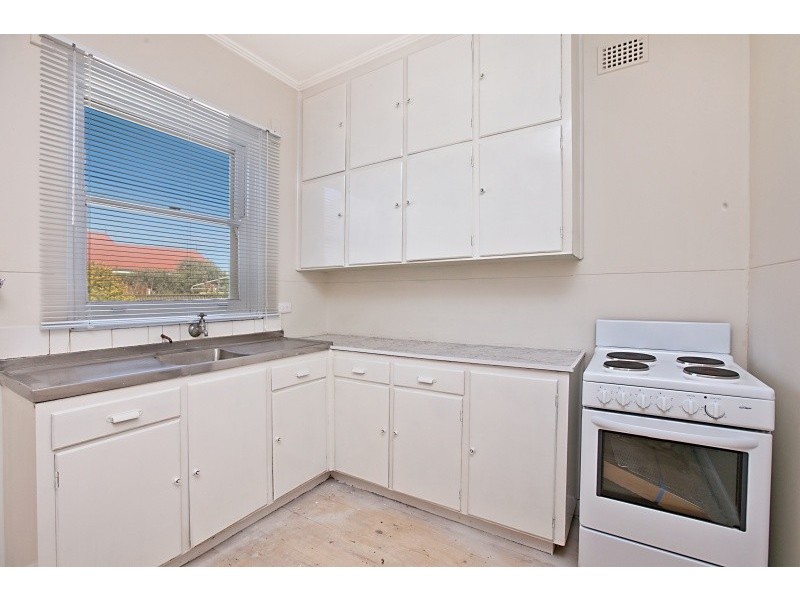 99 Trimmer Parade, Findon SA 5023