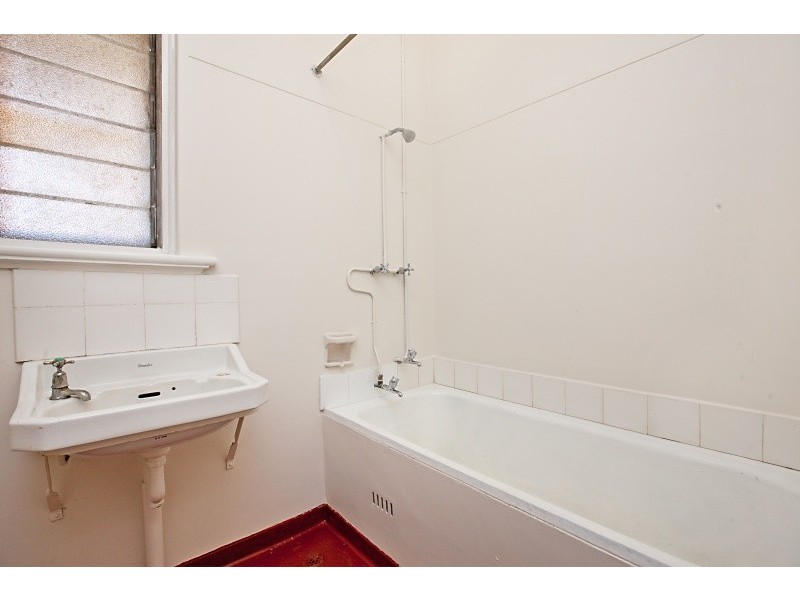 99 Trimmer Parade, Findon SA 5023