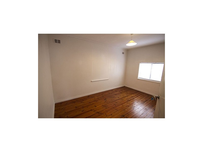 4 Florence St, Blair Athol SA 5084