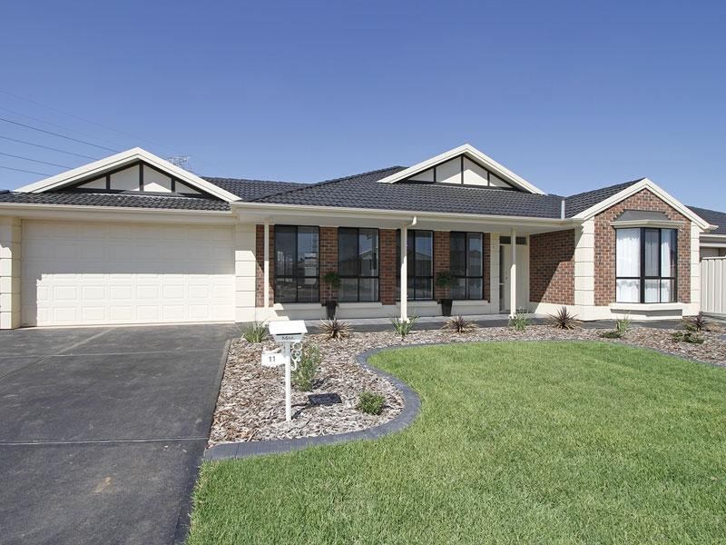 11 Wood St, Parafield Gardens SA 5107