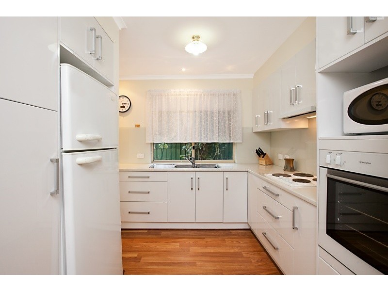 33 Lord Howe Ave, Hillcrest SA 5086