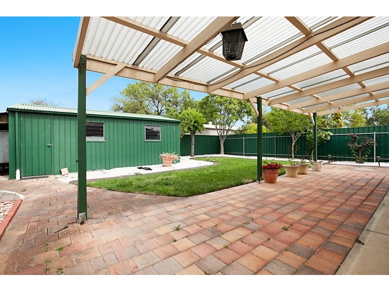 33 Lord Howe Ave, Hillcrest SA 5086