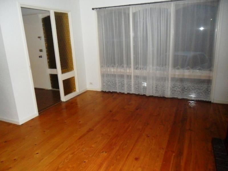 10 Abelia Avenue, Para Vista SA 5093