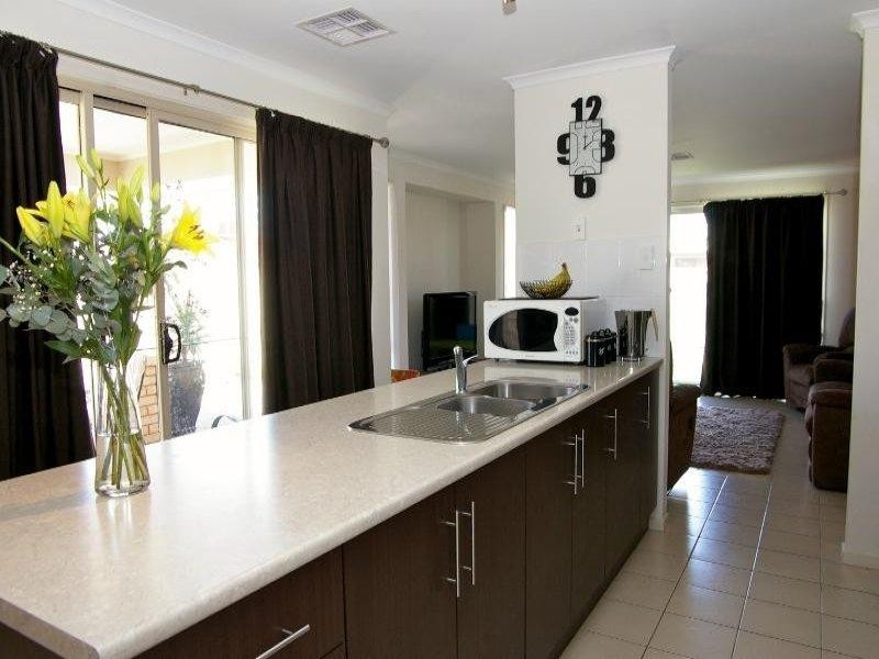 10 Davalan Drive, Munno Para West SA 5115