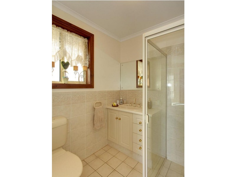 5 Thistleton Court, Greenwith SA 5125