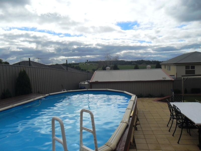 4 Ewin Street, Greenwith SA 5125