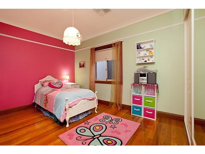 36 Angove Park Dr, Tea Tree Gully SA 5091