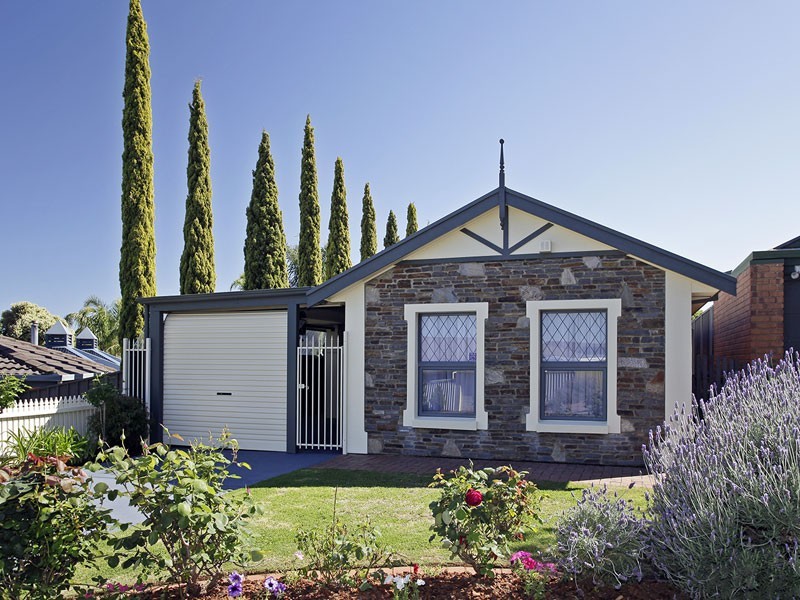 10 Bernacchi Crt, Greenwith SA 5125