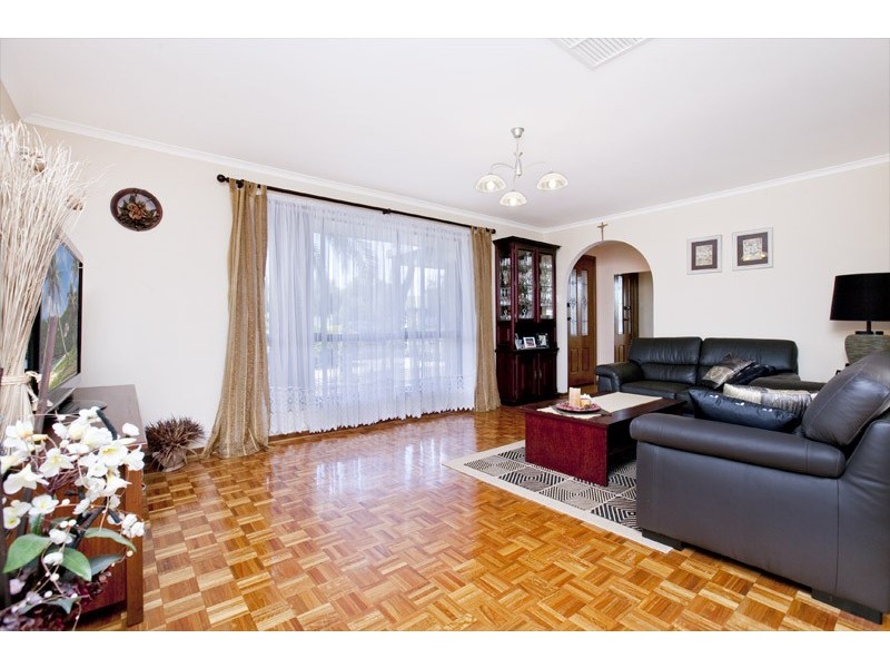 12 Bartlett Ave, Paralowie SA 5108