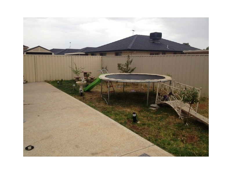 27 Chellaston Road, Munno Para West SA 5115