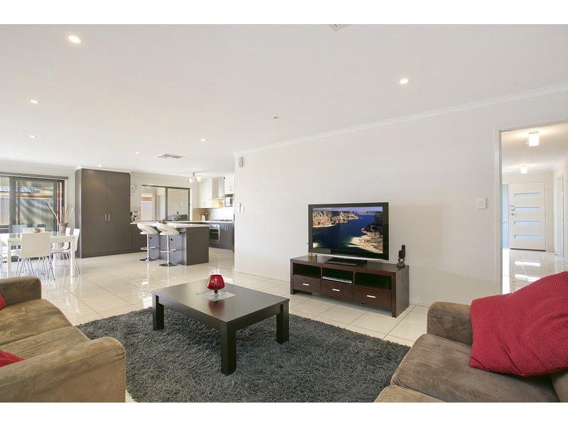 11 Hannah Rd, Virginia SA 5120