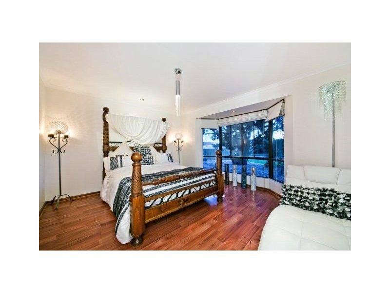 7 Magdalena Cres, Paralowie SA 5108