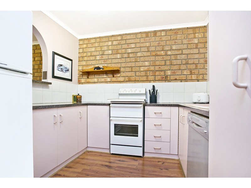 4/40 Iveleary Ave, Salisbury East SA 5109