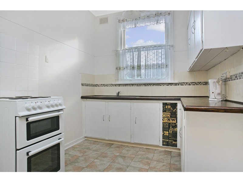 60 Hogarth Rd, Elizabeth South SA 5112