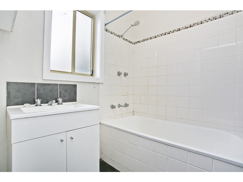 60 Hogarth Rd, Elizabeth South SA 5112