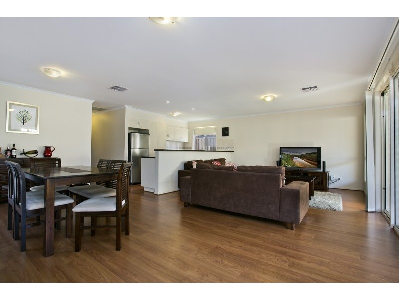 2b Kilner Rd, Greenacres SA 5086