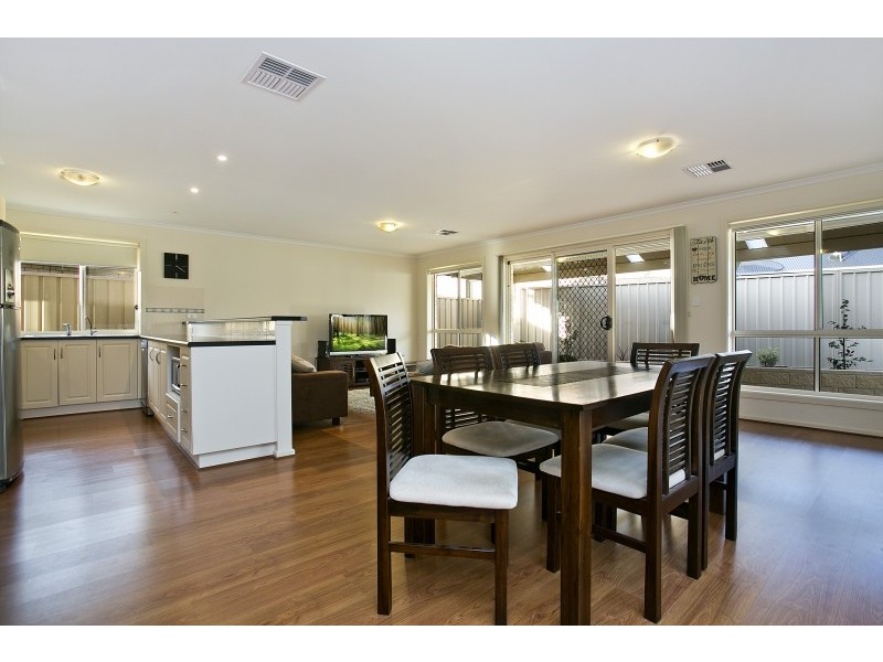 2b Kilner Rd, Greenacres SA 5086