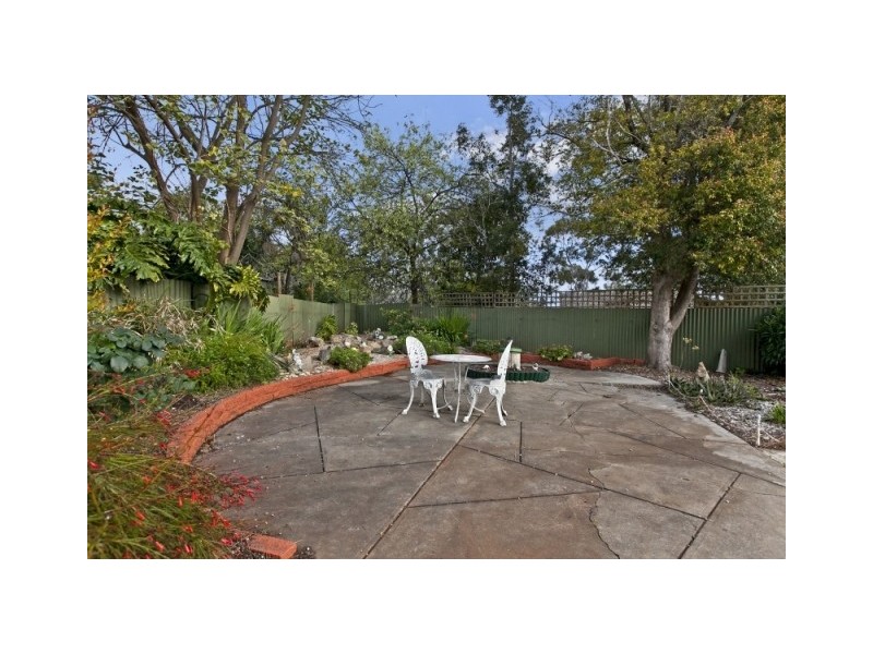 15 Leabrook Drive, Para Hills SA 5096